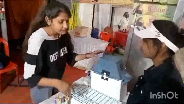 ब्रजरज महोत्सव में मतदाता पंजीकरण नाटक की प्रस्तुति माट राजकीय महाविद्यालय की  टीम द्वारा किया गया