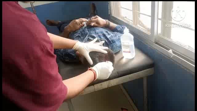 सुरजगढ़ा -कजरा थाना क्षेत्र के पोखरामा गांव में रास्ते पर बाइक रखने को लेकर मारपीट में एक व्यक्ति जख्मी।