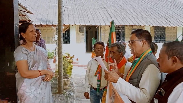 କୋରାପୁଟ କୃଷକ  ମୋର୍ଚ୍ଚା ତରଫରୁ  ରାଜ୍ୟପାଳକୁଂ ଧାନ  ମଣ୍ଡି ଖୋଲିବାରେ ବିଳମ୍ବ ଅବ୍ୟବସ୍ଥା ବିଷୟରେ  ମାନପତ୍ର ପ୍ରଦାନ l