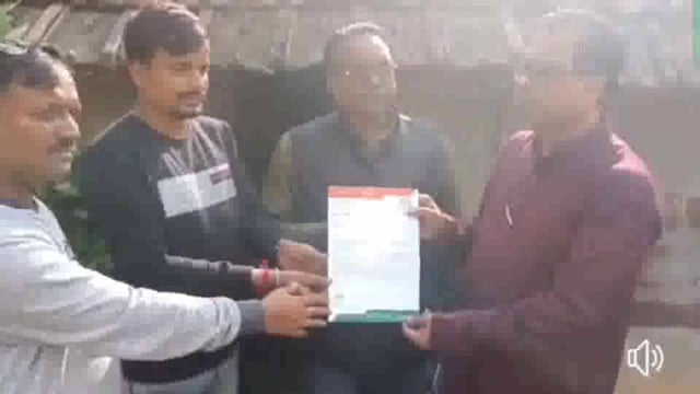  অভিষেক বন্দ্যোপাধ্যায় শুভেচ্ছা বার্তা  হাতে তুলে দিলেন পূর্ব মেদিনীপুর জেলার তৃণমূল কংগ্রেস সভাপতি পীযুষ কান্তি পন্ডা