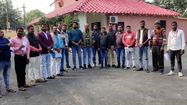 प्रतापगढ़ जिले के कुंडा डाक बंगले में पत्रकार संघ कुंडा इकाई की हुई बैठक समस्त पत्रकार बंधु रहें मौजूद,