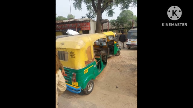 थाना सिकंदरा क्षेत्र हाईवे पर हुए हादसे के बाद आगरा पुलिस द्वारा निरंतरण चलाया जा रहा ऑटो के खिलाफ अभियान