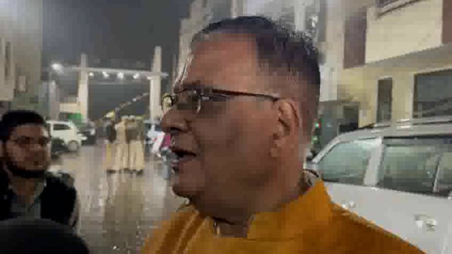 मथुरा के थाना हाईवे क्षेत्र में लूट व महिला हत्या के मामले में परिजनों द्वारा दी जानकारी