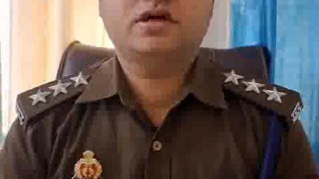 थाना एत्मादूराला क्षेत्र आगरा के बरेली की तरफ से जाने वाले उत्तर प्रदेश परिवहन की रोडवेज बस डिवाइडर से टकराकर पलटने की 