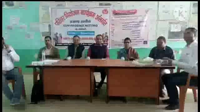 सूर्यगढ़ा -परिवार नियोजन कार्यक्रम को लेकर प्रखंड कार्यालय सूर्यगढ़ा के अंबेडकर सभा भवन में हुई बैठक।