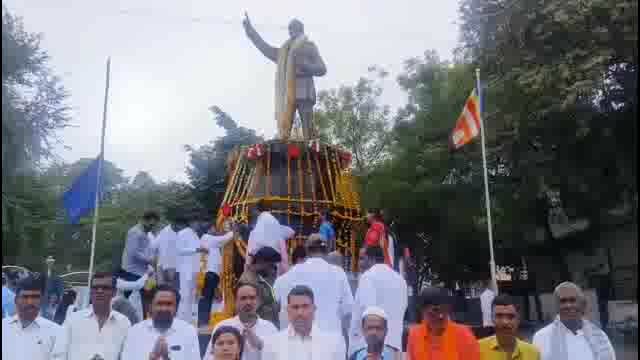 बहुजन विकास अभियानाने केले महापरिनिर्वाण दिनानिमित्त डॉ बाबासाहेब आंबेडकरांना अभिवादन
