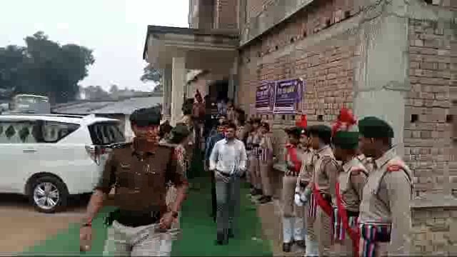 खेमीचक  स्थिति निजी संस्थान  में स्वीप बांका के तहत कार्यक्रम का हुआ आयोजन जिला पदाधिकारी एवं अपर समाहर्ता रहे मौजूद