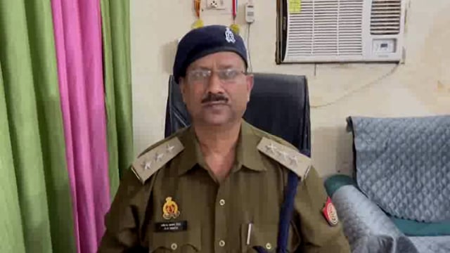 थाना वह क्षेत्र महिला के साथ परिजनों द्वारा मारपीट कर घायल करने की सूचना पर एसीपी वाहन द्वारा दी गई व्हाइट