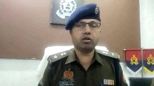 ज्वेलर्स की दुकान में घुसकर तमंचे के बल पर हुई लूटपाट का पुलिस ने किया खुलासा एसएसपी ने दी जानकारी