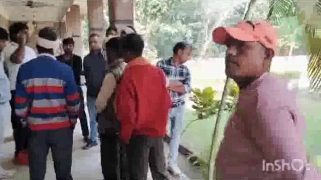 मथुरा की पैगाम में एक माह पूर्व लापता लड़की का शव तालाब में मिला परिजनोने अपहरण कर हत्या का आरोप लगाया
