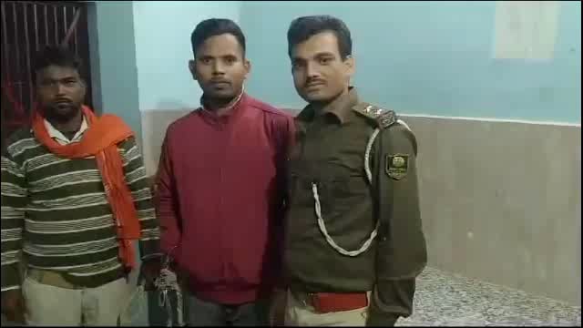 खेमीचक स्थित बीडी अकादमी में हो रहे शिक्षक भर्ती परीक्षा में एक मुन्ना भाई हुआ गिरफ्तार पुलिस कर रही है पूछताछ