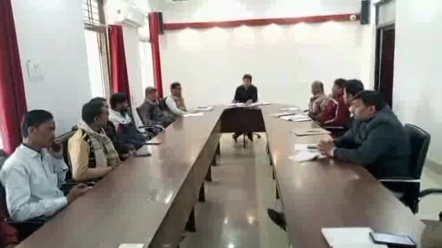 अमरपुर प्रखंड सभागार में बीडियो की अध्यक्षता में समन्वय समिति की हुई बैठक विभिन्न विभागों के कार्यों की हुई समीक्षा
