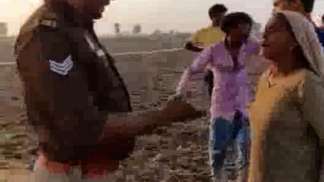 पीड़ित महिला ने गोवर्धन पुलिस पर लाखों रुपए रिश्वत लेने का आरोप लगाया वरिष्ठ पुलिस अधीक्षक से की शिकायत