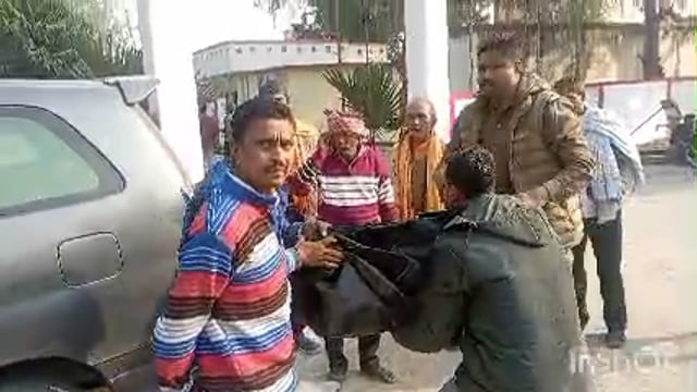 कार व ट्रक की भिड़ंत में तीन घायल एक की मौत 