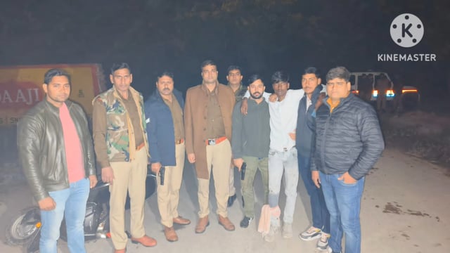 थाना कमला नगर में दिनदहाड़े लूट करने वाले अभियुक्त  से पुलिस की मुठभेड़