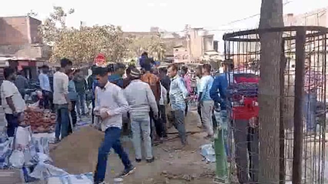 हँसी मजाक बना सजाक, दबंगों को बुलाकर फैलाया उपद्रव किया मारपीट