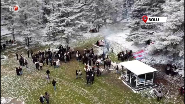Karlar Altında Hamsi Festivali 2 Ton Hamsi Tükettiler