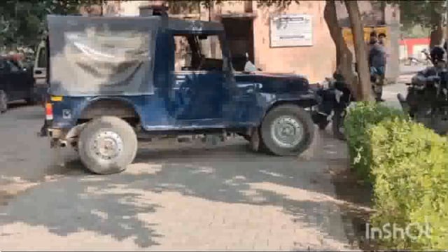 खायरा गांव के समीप ट्रक का पहिया बदलते समय अज्ञात बाहन ने मारी टक्कर क्लीनर की हुई दर्दनाक मौत