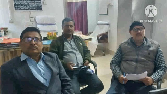 पटना मध् निषेध विभाग की टीम ने सिरदला थाना व ऊपरडीह गॉंव पहुचकर शराब मामले का लिया जायजा