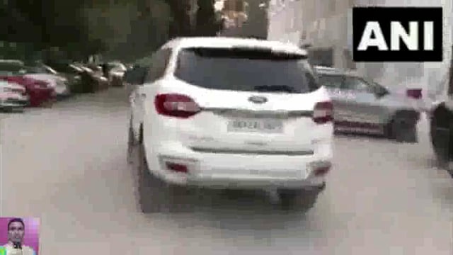 pahalvan Sakshi Malik Ne kushti Sangh se Sanyas lene ka Kiya Elan