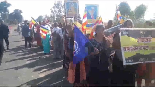 65 कुटुंब आले रस्त्यावर बघा काय कारण