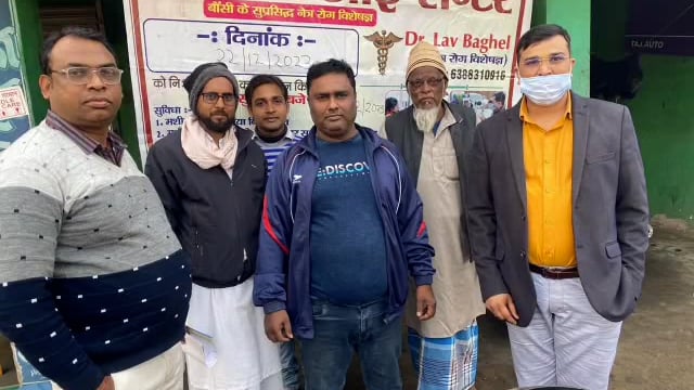 प्रखंड क्षेत्र के धोवनी चौक स्थित प्रकाश मेडिकल में शुक्रवार को श्री राम स