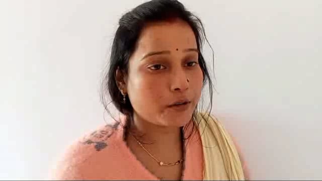 पवई डीह गांव में दबंगों ने मारपीट कर मां और पुत्री को किया जख्मी पीड़िता ने थाने में आवेदन देकर लगाई न्याय की गुहार