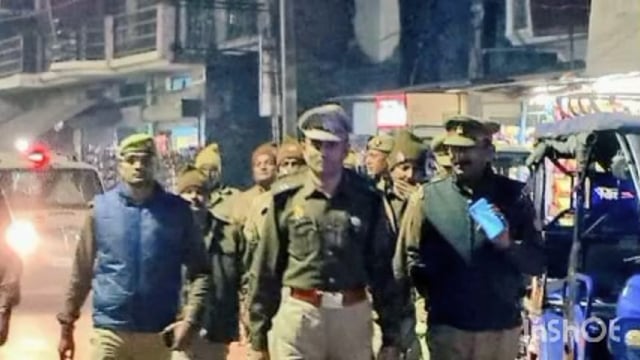एसपी गोंडा ने इटियाथोक कोतवाली पुलिस संग बाजार में किया पैदल मार्च आम जन्मानस को दिलाया सुरक्षा का एहसास