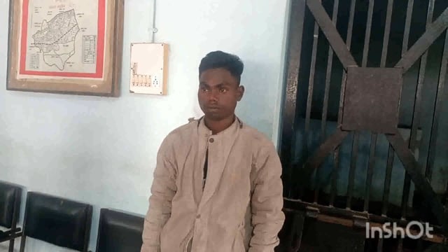 सूरजगढ़ा-एक शराबी को शराब के नशे में गिरफ्तार कर पेशी के लिए भेजा गया लखीसराय न्यायालय।