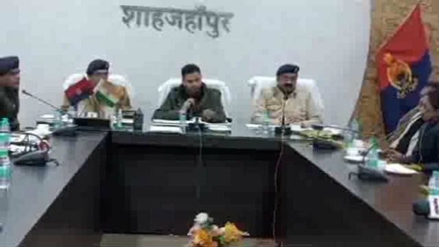 पुलिस लाइन सभागार में पुलिस अधीक्षक ने जनपद के समस्त पत्रकारों को नव वर्ष की शुभकामनाओं के साथ सुरक्षा का आश्वासन दिया