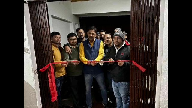 फुल्लीडुमर प्रखंड प्रमुख ने फीता काटकर नाइट ब्लड सर्वे का किया उद्घाटन 