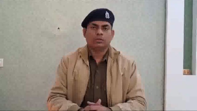 थाना ताजगंज क्षेत्र अंतर्गत दुकान का ताला तोड़कर चोरी करने के संबंध में सहायक पुलिस आयुक्त सदर द्वारा दी गई व्हाइट