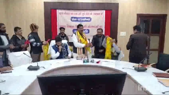 नगर निगम मथुरा की बोर्ड मीटिंग मै 9 प्रस्ताव पास ,खूब हुआ हंगामा,अब घंटों के हिसाब से देना होगा पार्किंग का हिसाब