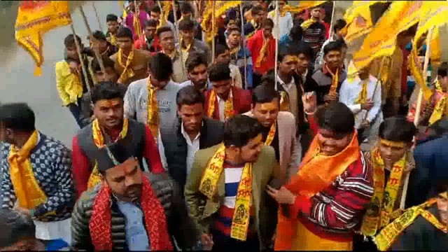शाहजहांपुर:जलालाबाद के उवारिया मंदिर से धूमधाम के साथ निकाली गई खाटू श्याम की निशान यात्रा जगह जगह हुआ भव्य स्वागत