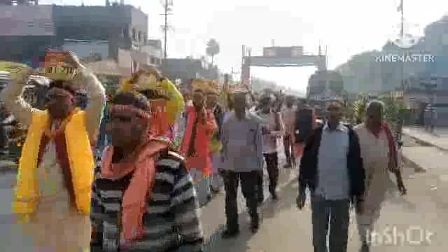  सूर्यगढ़ा के राम भक्तों ने सैकड़ों की संख्या में निकाली अक्षत शोभा कलश यात्रा।