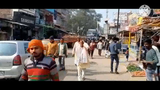 केंद्र सरकार के द्वारा बनाए गए नए कानून के विरोध में ड्राइवरों ने सड़क जाम कर किया प्रदर्शन