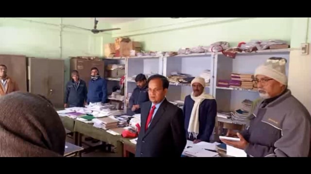 भागलपुर विश्वविद्यालय के विभिन्न शाखाओं का औचक निरीक्षण करते हुए कुलपति प्रो. जवाहर लाल।