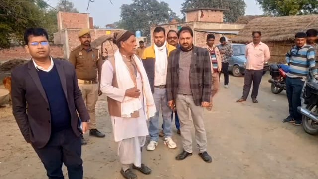 रामपुर टेंगरहा 10 वर्ष पुराना रास्ते का विवाद का उपजिलाधिकारी ने किया निस्तारण