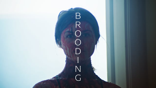 BROODING TRAILER