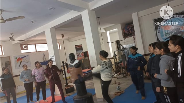 सलमान प्लीज आयुक्त कमिश्नर रेट आगरा के निर्देशन में मिशन शक्ति फेस कर अभियान के अंतर्गत सहायक पुलिस आयुक्त कोतवाली महिला