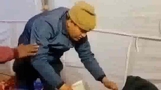 मथुरा पुलिस का मानवीय चेहरा सामने आया दी बड़ी सीख