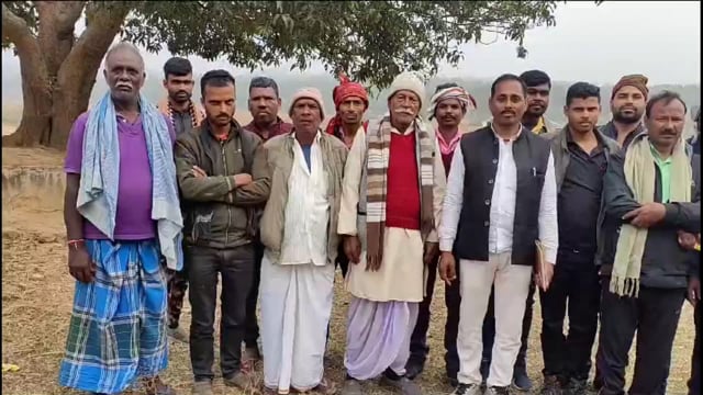 फुल्लीडुमर प्रखंड के झरना मेला मंदिर विकास समिति के अध्यक्ष बने संजय, समर्थकों ने दी बधाई