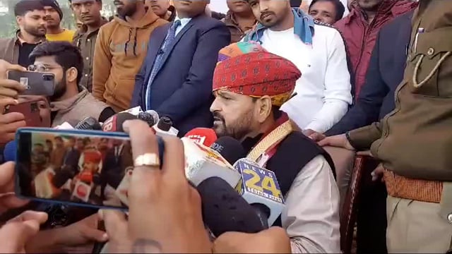 गोंडा :नंदिनी नगर महाविद्यालय में युवा ज्ञान शक्ति के तहत कार्यक्रम का हुआ आयोजन 30 से 35 जिले के लोग हुए शामिल