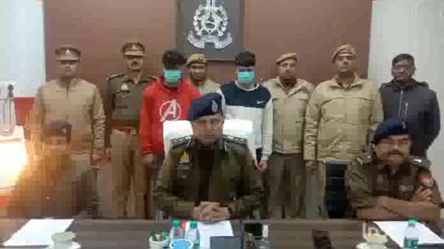 पुलिस मुठभेड़ के दौरान तीन लुटेरे लूटे गए सामान सहित गिरफ्तार वरिष्ठ पुलिस अधीक्षक ने दी जानकारी