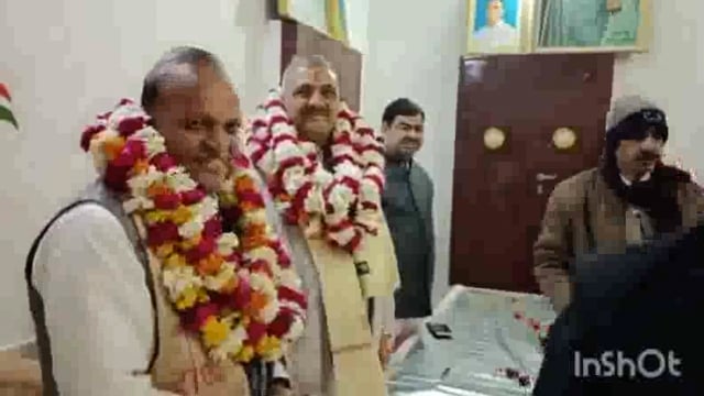 मथुरा में कांग्रेस पदाधिकारी ने की बैठक बुलाई प्रेस वार्ता सरकार पर साधा निशान