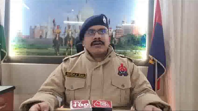 थाना सदर क्षेत्र ज्वेलरी की दुकान से चोरी की सूचना पर पुलिस टीम द्वारा तत्काल मौके पर पहुंचे घटना स्थल का निरीक्षण किया 