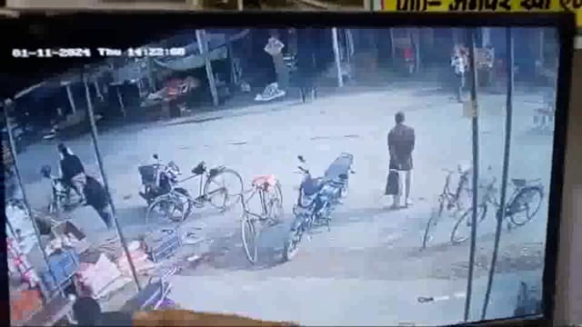 अज्ञात बदमाशों ने मोटर साइकिल की डिग्गी से उड़ाया नगदी
पुलिस सीसीटीवी कैमरा खंगाल कर चोर को पकड़ने की कर रही कोशिश