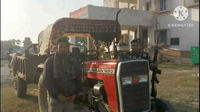 बागेश्वरी मोड़ के समीप परना डाबर पुलिस ने बालू लोड एक ट्रैक्टर को किया जप्त