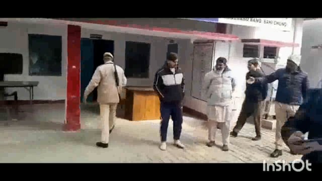 एक्सप्रेसवे पर पुलिस ने पकड़े गोवंश तथा पुलिस ने जमानत पर छोड़ दिए