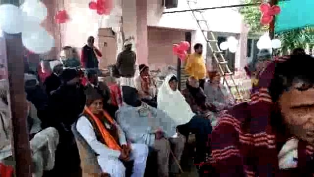 गरीब को मिलेगी कड़ाके की सर्दी से निजात: श्रीमती श्रीदेवी असहाय सेवा संस्थान सोनई ने बांटे 200 कंबल खिलाई प्रसादी 